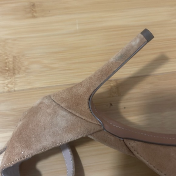 Banana Republic beige suede 3 1/2” stiletto with ankle straps - Picture 4 of 5